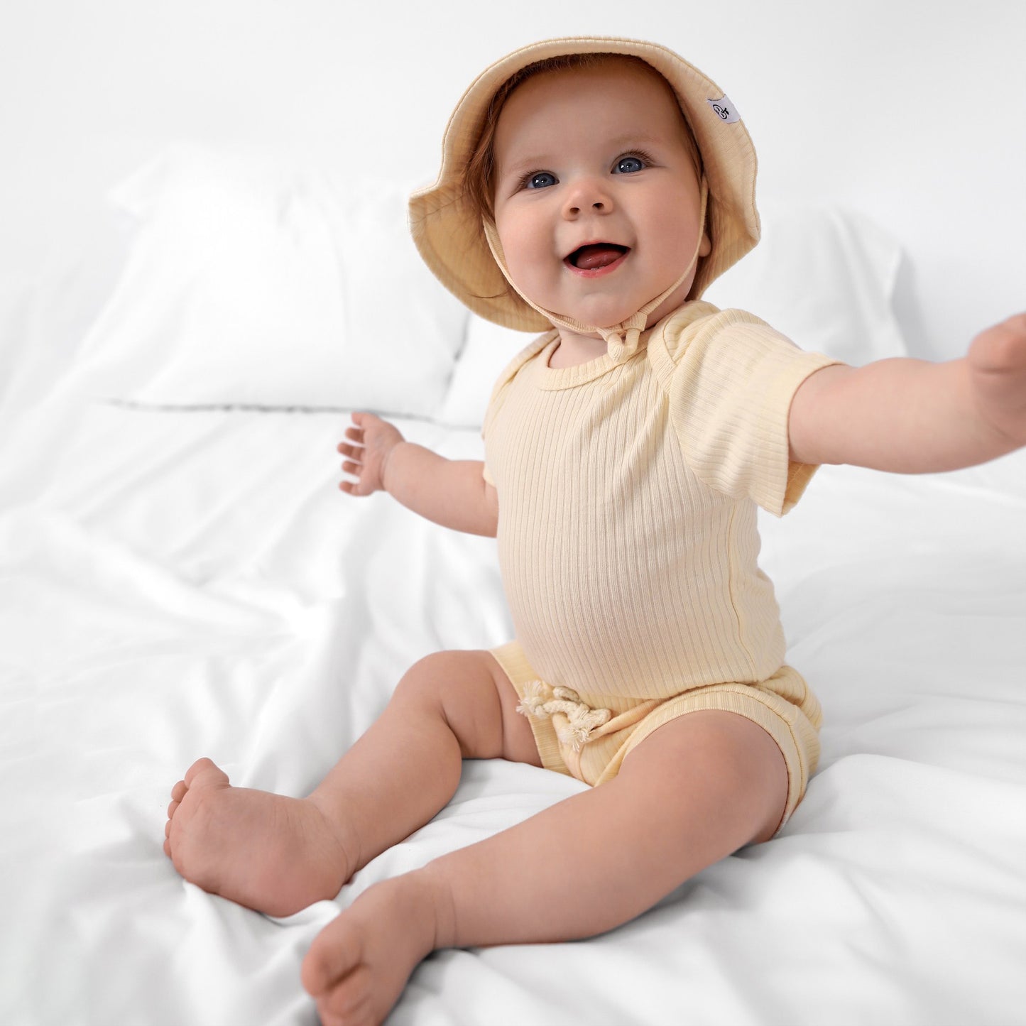 שלישיית בגדי גוף קצרים מכותנה אורגנית Candy